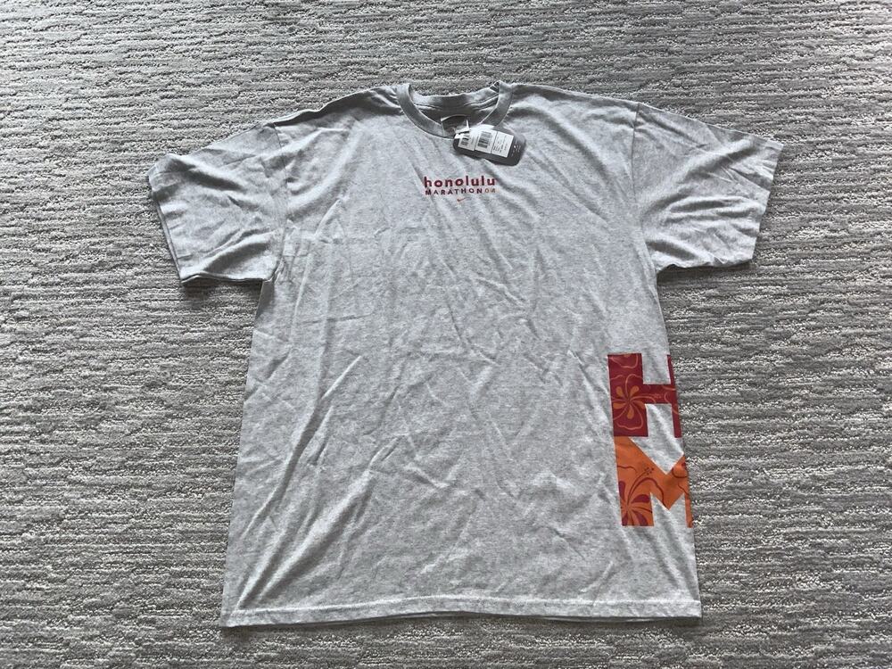 Vintage Y2K Nike Honolulu Marathon 2004 T Shirt XLarge White Hawaii Running RARE